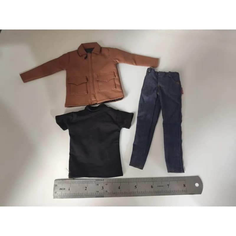 Modello di giacca in pelle PU e jeans da soldato maschio 1/6 per action figure da 12 pollici