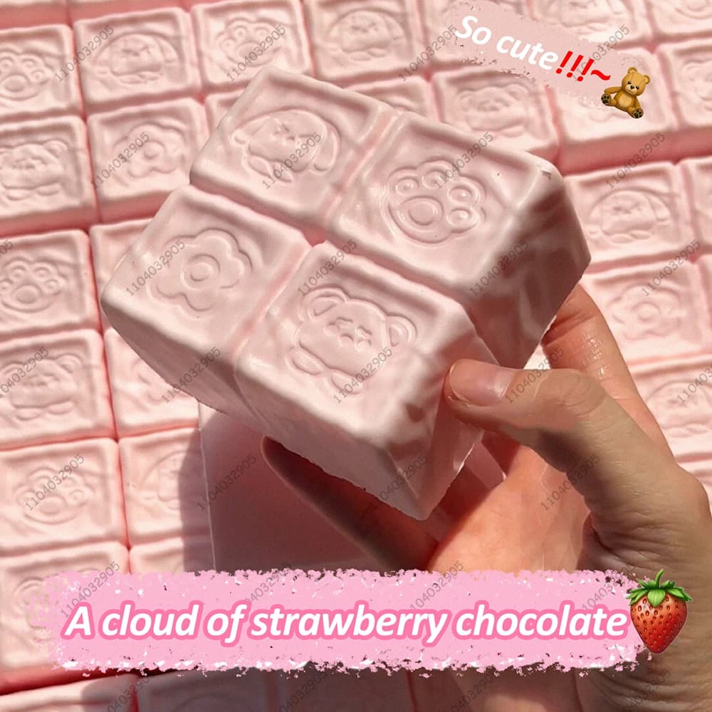 Moist Fragola Latte Torta Al Cioccolato Pane Squishy Giocattoli Aumento Lento Agitarsi Giocattolo Sensoriale per Alleviare Lo Stress Spremere per Bambini Adulti