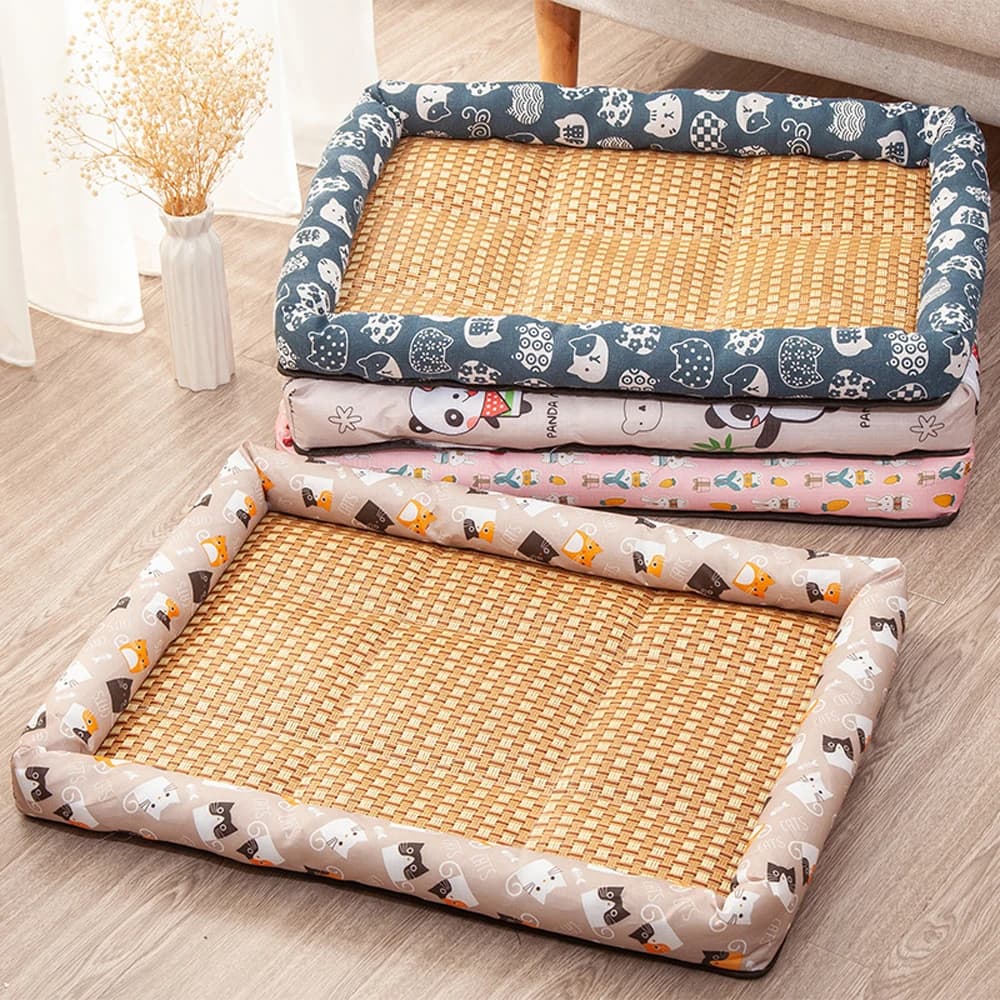 OUZEY Pet Summer Mat Raffreddamento Cane Gatto Letto Traspirante Confortevole Dormire Pet Cat Cuscino di Ghiaccio Rattan Indossare Divani Accessori per Gatti