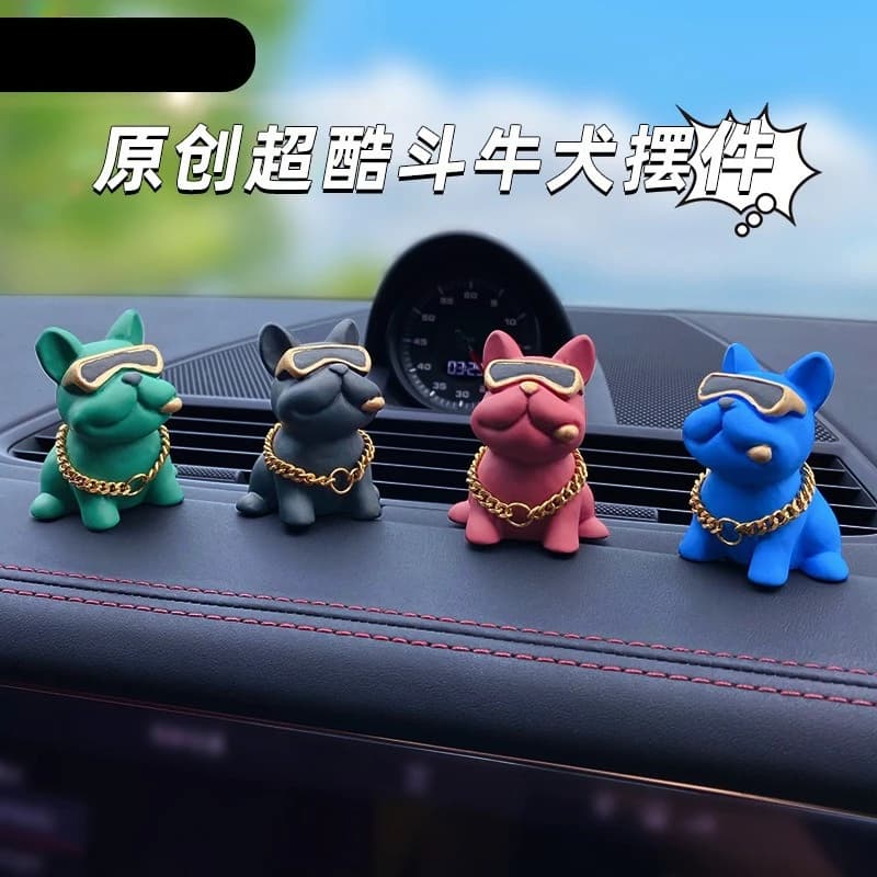 Nuovi ornamenti a forma di bulldog da cartone animato, accessori originali super cool per auto, decorazione, simpatici accessori bulldog, bambola.