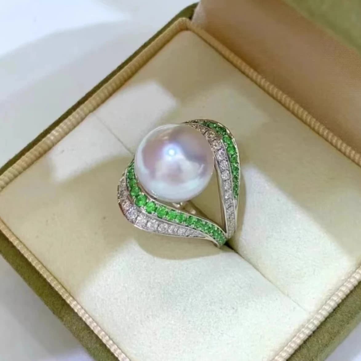 MeiBaPJ 9-10mm Natural Nearround Fashion Ring with Freshwater Pearl 925 Sterling Silver Wedding Jewelry for Women