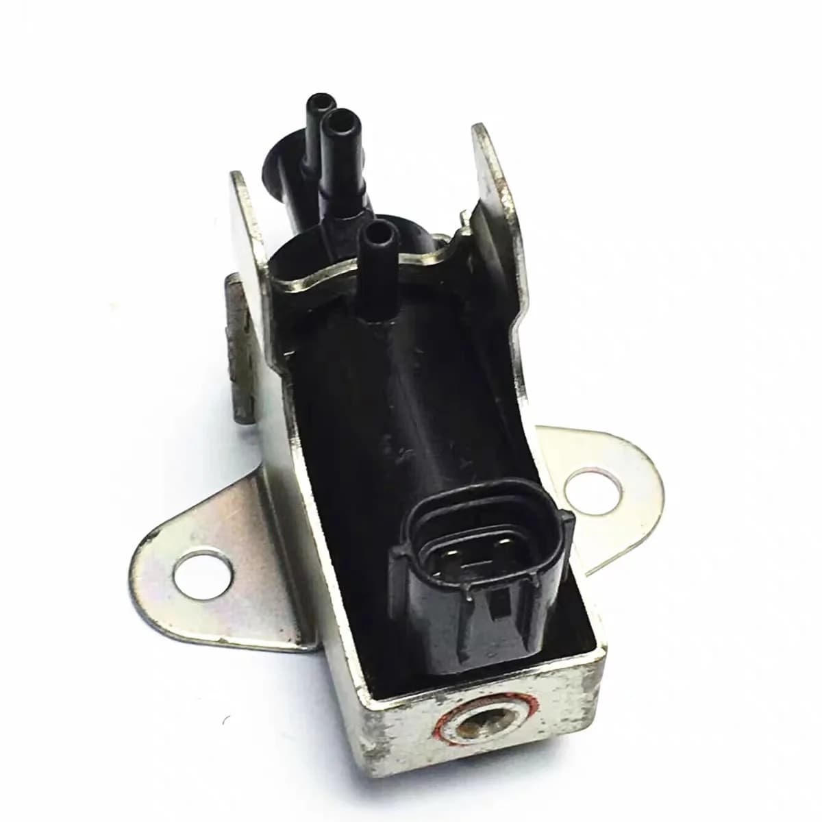 1 PZ/LOTTI 139700-0870 per Vuoto Diesel Turbo Carbonio Contenitore Solenoide Sensor IC Components Electronici per Arduino FAI DA TE
