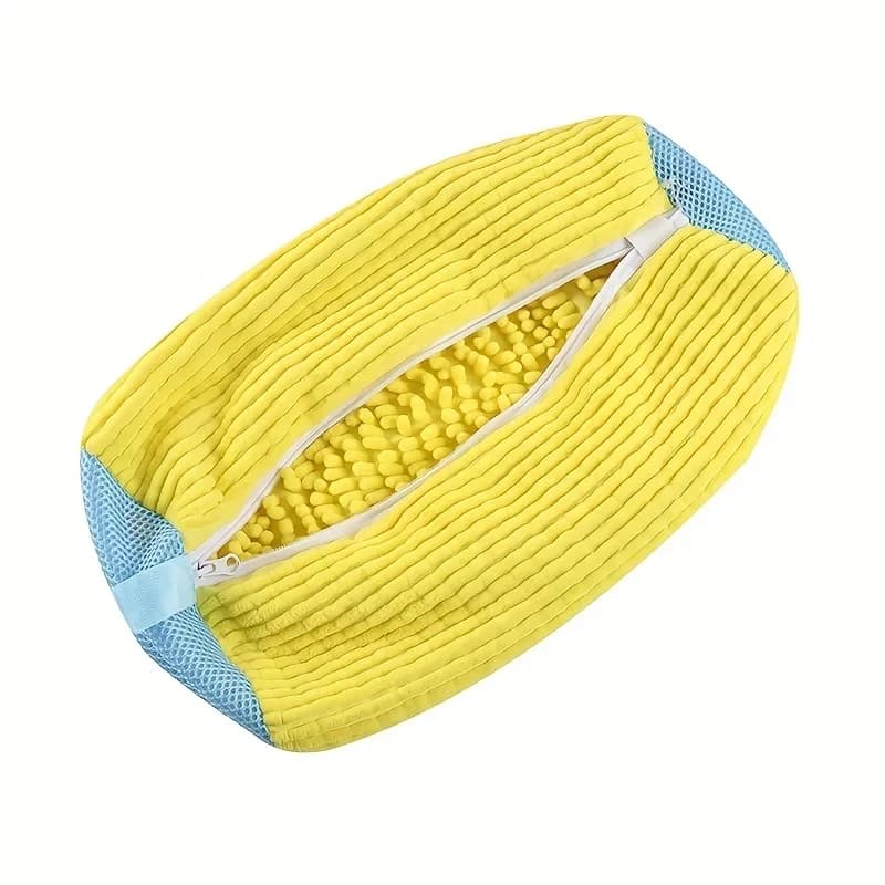 Shoe washing machine bag, durable brush for cleaning all types of shoes, ideal for sneaker, casual shoes and home use.