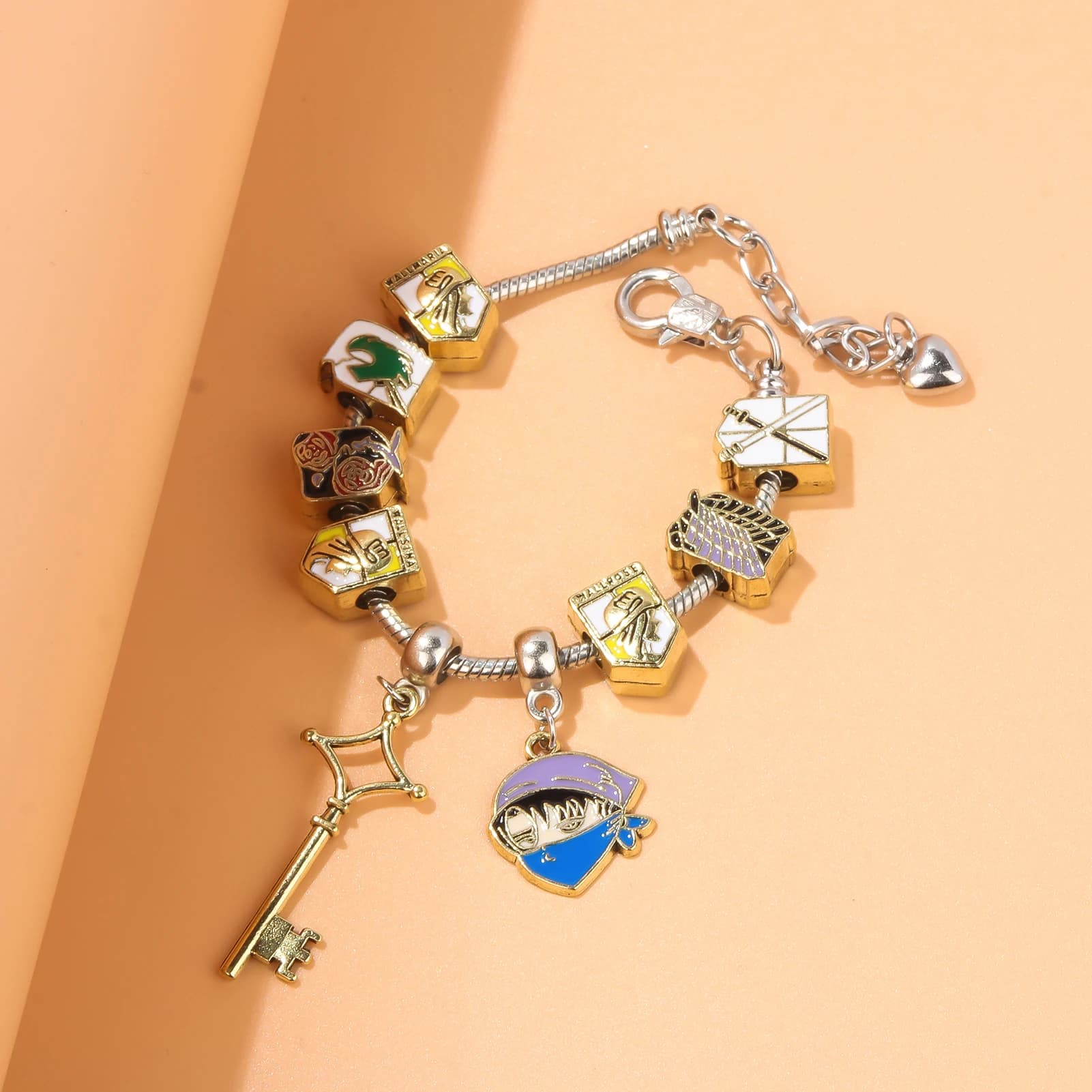 Anime Attack on Titan Charm bracciale Wings of Liberty Freedom Scouting Legion Eren fai da te Vintage Key Beads Bangle Jewelry Gift