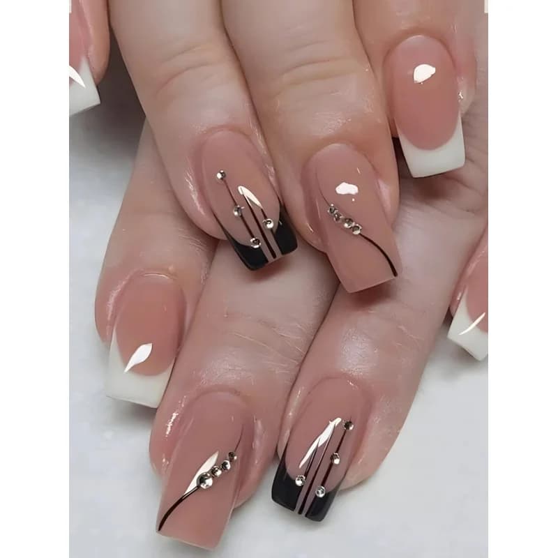 24 pezzi/set di unghie finte lunghe quadrate in stile francese bianco e nero con design geometrico e decorazioni in strass per feste.