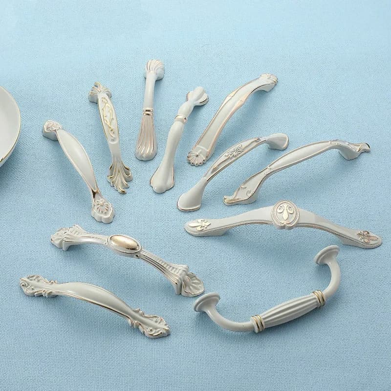 Maniglia per armadio in alluminio Maniglia per porta dell'armadio da cucina semplice bianco avorio in stile europeo Maniglia per mobili con pomello per cassetto dell'armadio