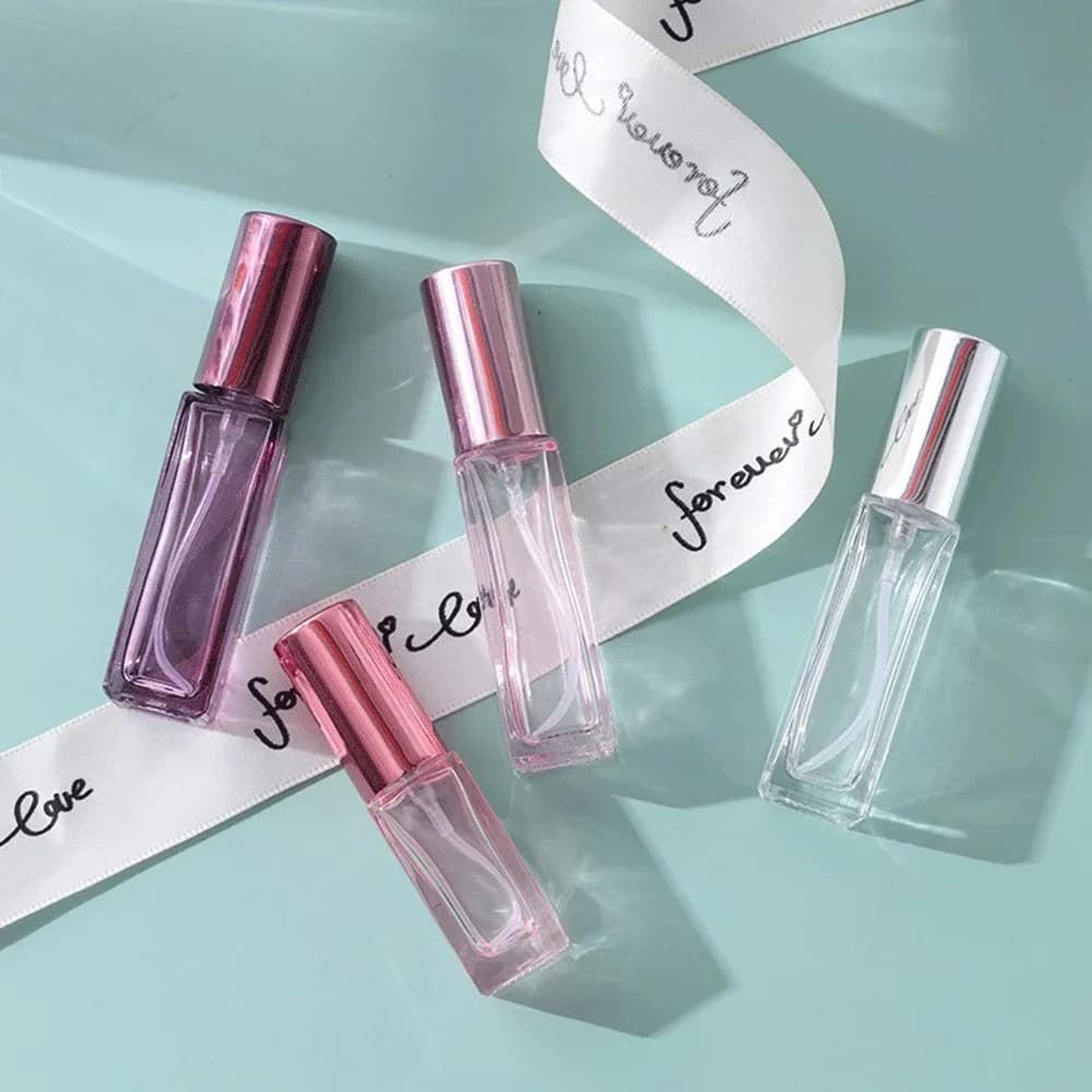 Mini flaconi spray per profumo da 10 ml Bottiglia riutilizzabile in vetro Oli da viaggio portatili Contenitore cosmetico liquido Atomizzatore di profumo