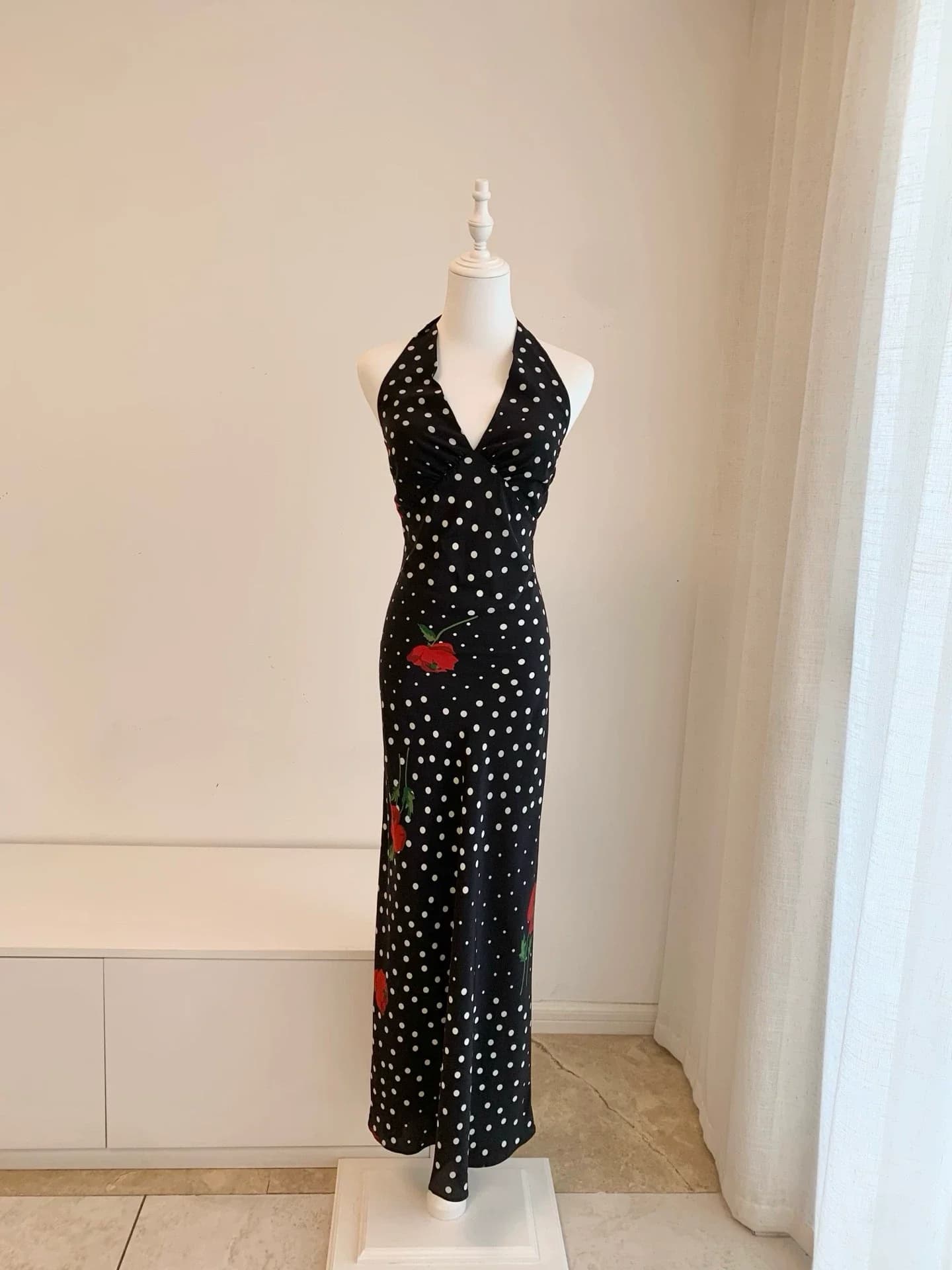 2026 Women 100% Silk Black Robe Floral Polka Dot Print Halter V-Neck High Waist Backless Sleeveless Elegant Ladies Long Dress
