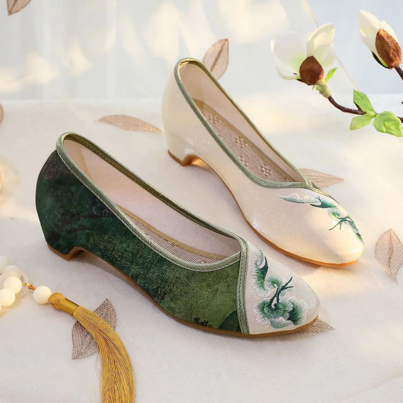 Size 35-40 Summer Shoes Old Woven Beijing Cheongsam Women's Pointe Shoes Embroidered Style Ethnic Shoes