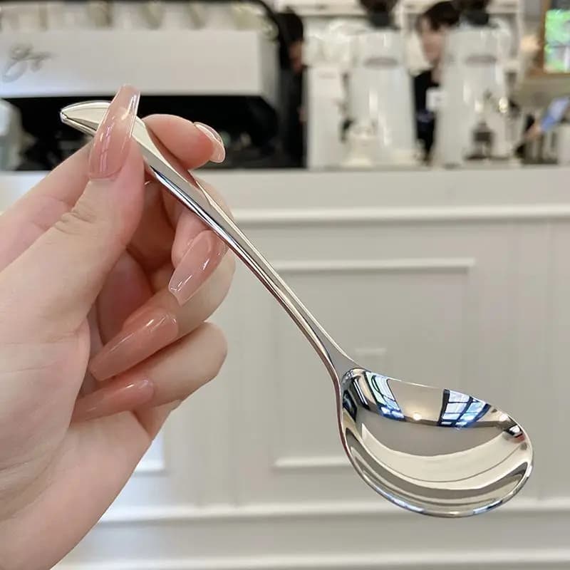 Cucchiaio da Zuppa in Acciaio Inox 304, Elevato Valore Estetico, per Uso Domestico, Cucchiaio da Dessert, Cucchiaio da Gelato per Signore, T-S... a Manica Corta