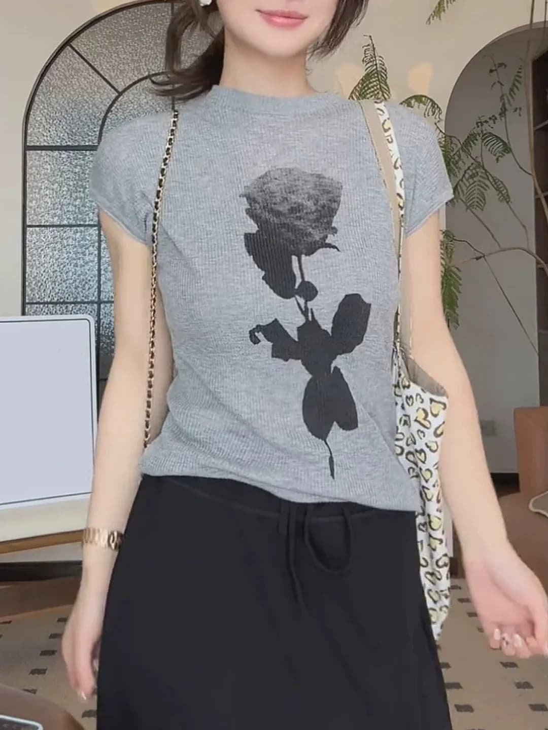 Gray Knitted Short Sleeve T-Shirt Women's Summer Thin Style Floral Watercolor Print Casual Comfortable Straight Cut Commute Wear
