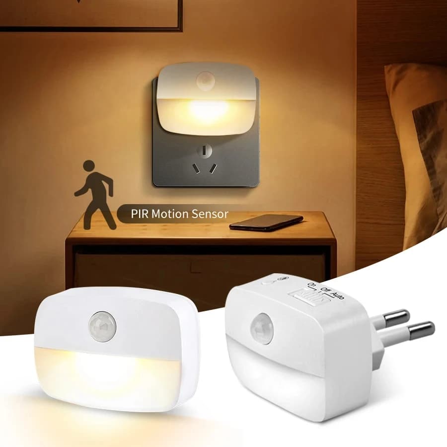 Mini luce notturna a LED Sensore di movimento PIR Luci notturne da comodino Spina USA UE per soggiorno Bagno Corridoio Armadio