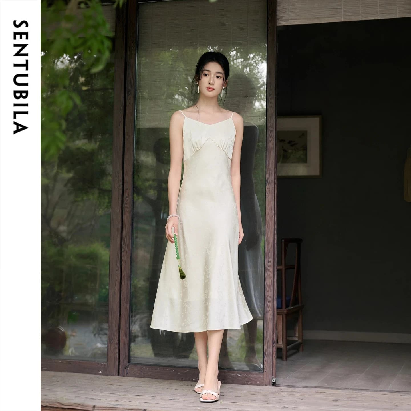 SENTUBILA Women Jacquard Slip Dress 2026 Summer Adjustable Strap V-Neck Satin A-Line Elegant Casual Flowy Maxi Dress 161LD4743