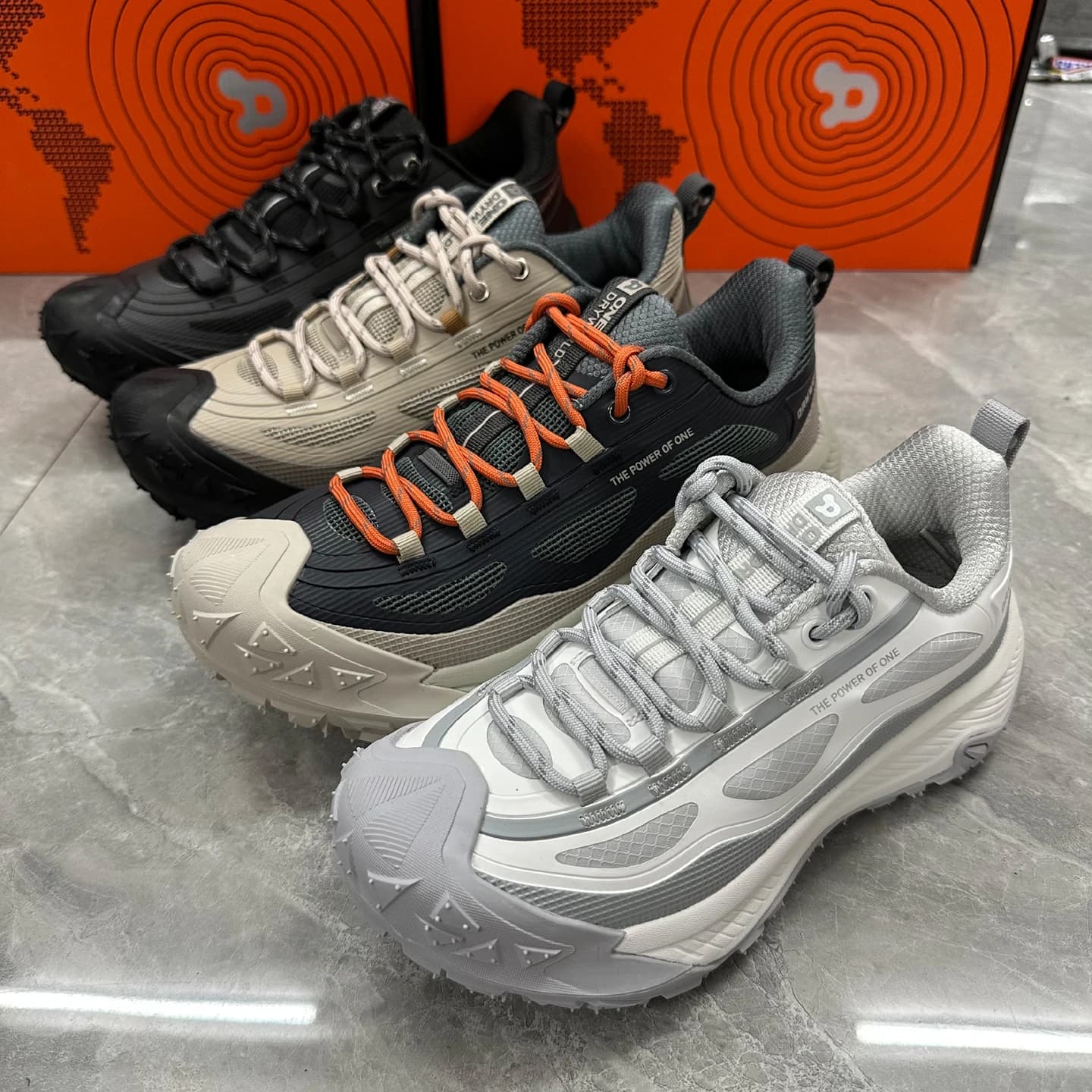 Outdoor Running Shoes Anti-Slip Breathable Thick Bottom Casual Hiking Boots Mountain Terrain Leisure Shoes for Men And Women