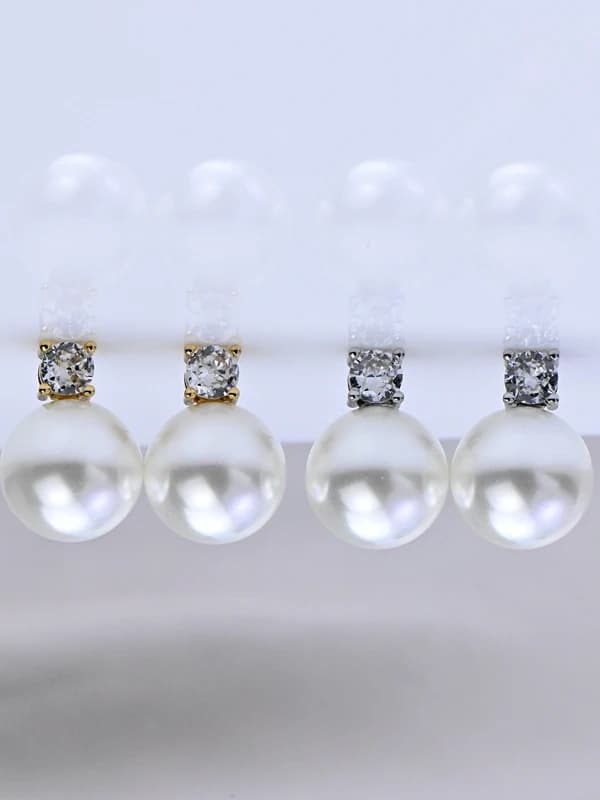 Orecchini a Perno Classici con Perle, Gioielli di Lusso alla Moda con Diamanti Incastonati, Versatili per l'Uso Quotidiano, Adatti per Donne