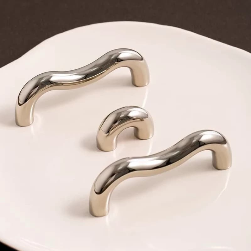 Maniglia per Mobili Minimalista Europea in Ottone, Maniglia a Barra per Porta, Cassetto, Armadio, Comodino, in Nichel Lucido