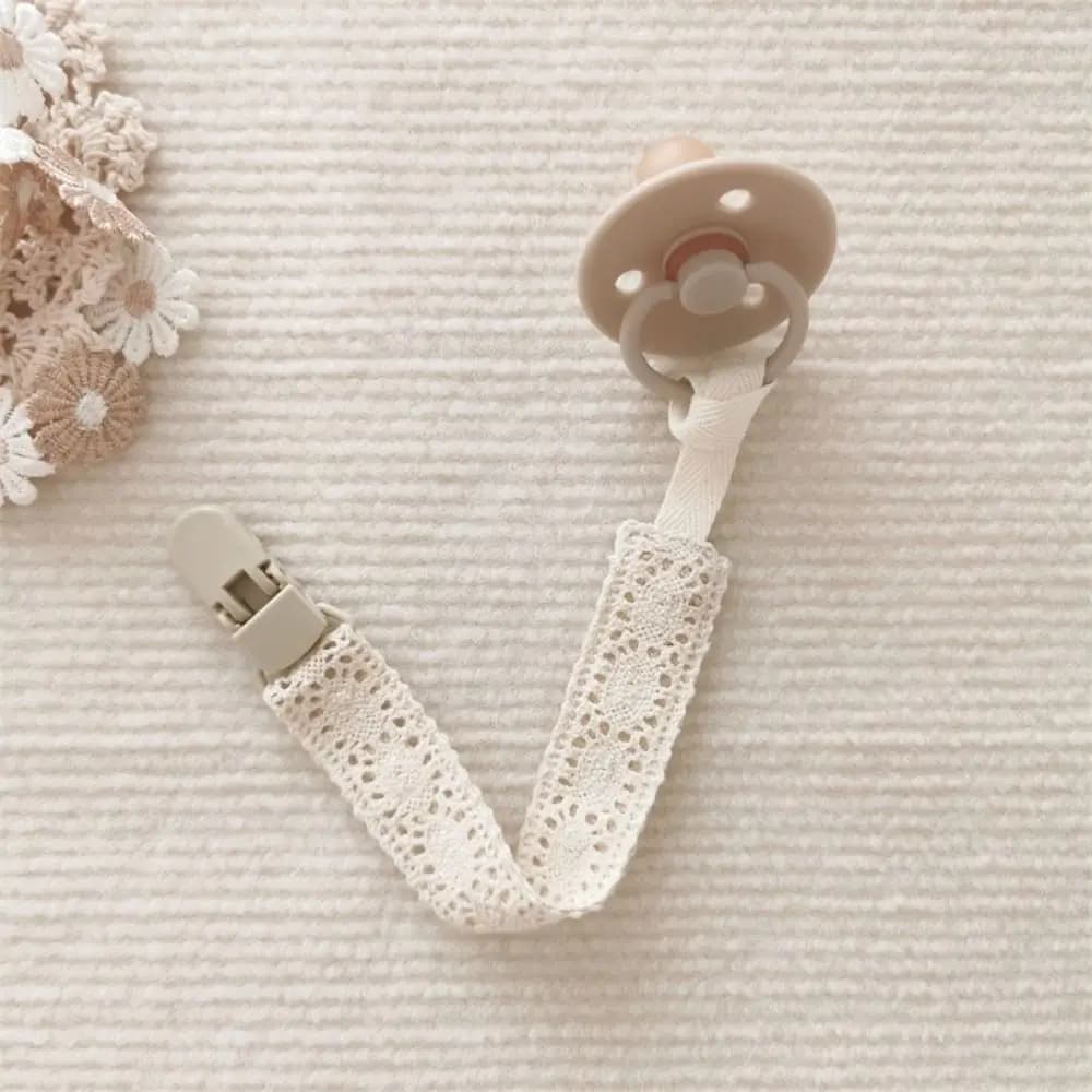 Carino pizzo bambino panno ciuccio catena floreale massaggiagengive giocattoli cinghie porta succhietto clip fittizie regolabili clip porta capezzoli bambino