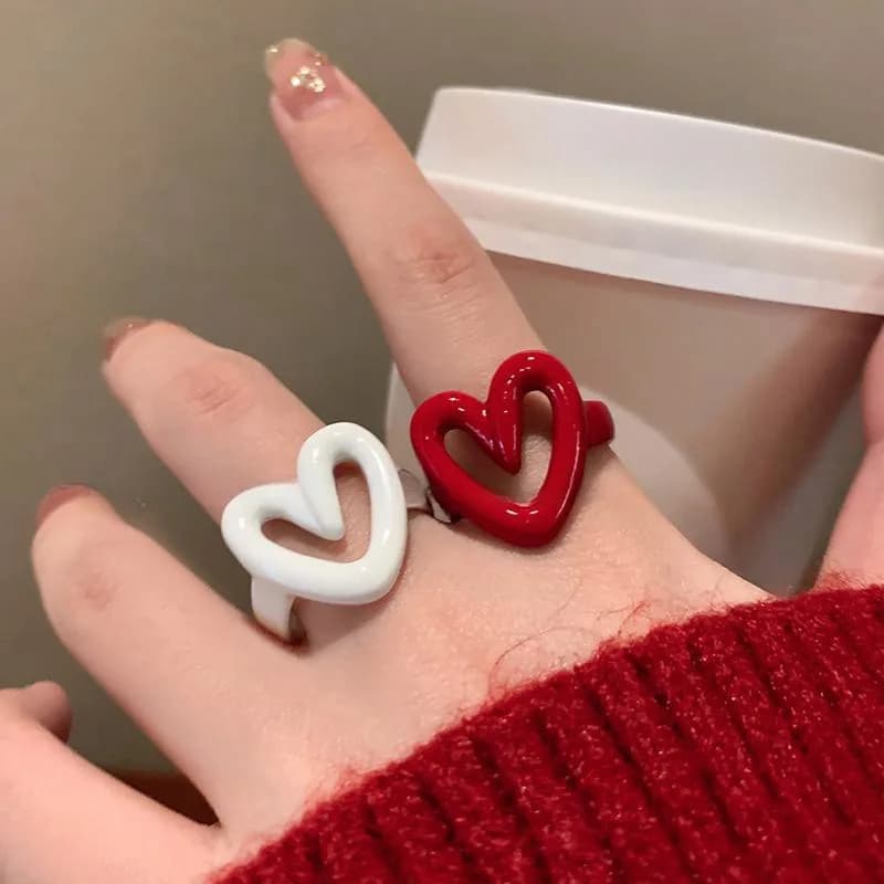 Anello LATS con Cuore Smaltato Bianco e Rosso per Donne e Ragazze, Gioiello Trendy Geometrico Y2K con Effetto Olio Gocciolante, Regalo all'Ingrosso
