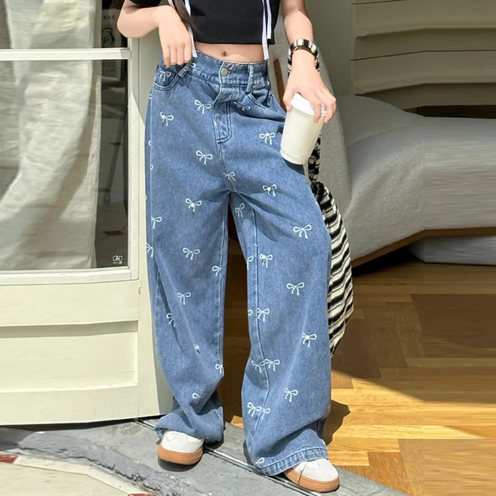 Pantaloni casual in denim per bambini Pantaloni in denim moda di strada Ragazze Primavera Estate Jeans larghi Scuola Pantaloni larghi dritti per bambini piccoli