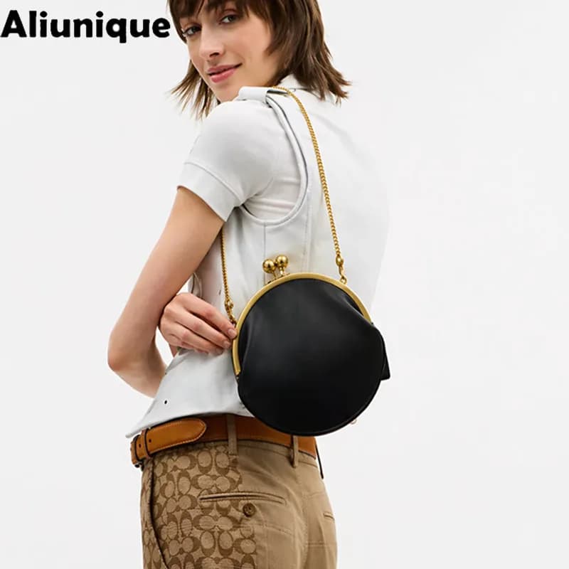 Aliunique 2026 New Fashion Designer Clip-on Kiss Lock Evening Bag Women Pu Leather Shell Handbags Cluth Shoulder Bag