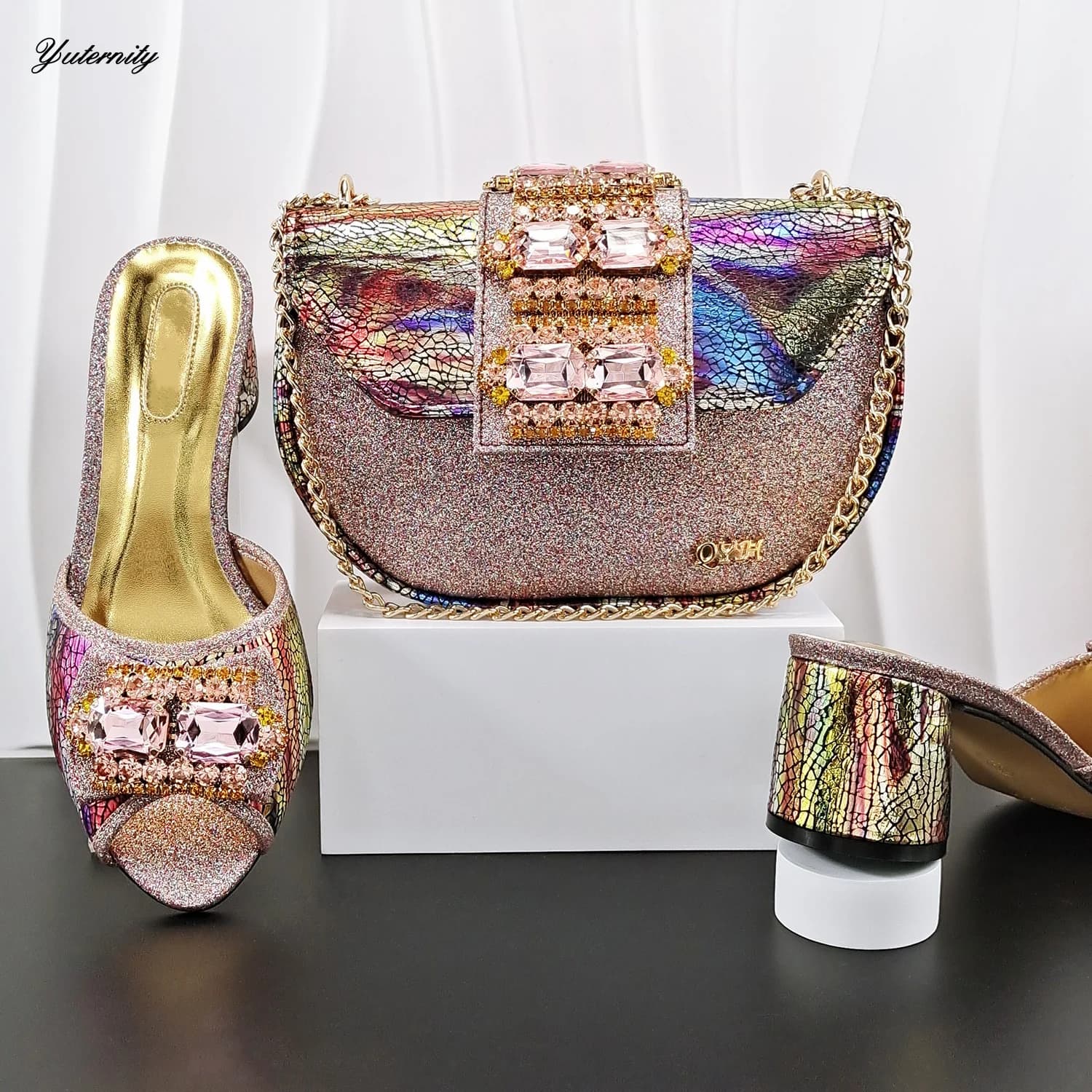Nuovo design alla moda, sandali con strass, scarpe con tacco alto e set di borse, stile africano, scarpe basse estive da donna e set di borse per feste