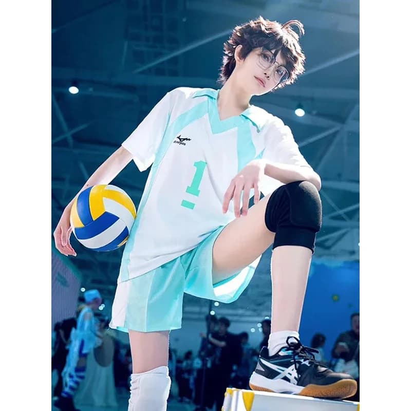 Nene 2025 Hot Anime Haikyuu Costume Cosplay Oikawa Tooru Studente delle scuole superiori Uniforme Pallavolo Club Maglie Sprotswear T-shirt