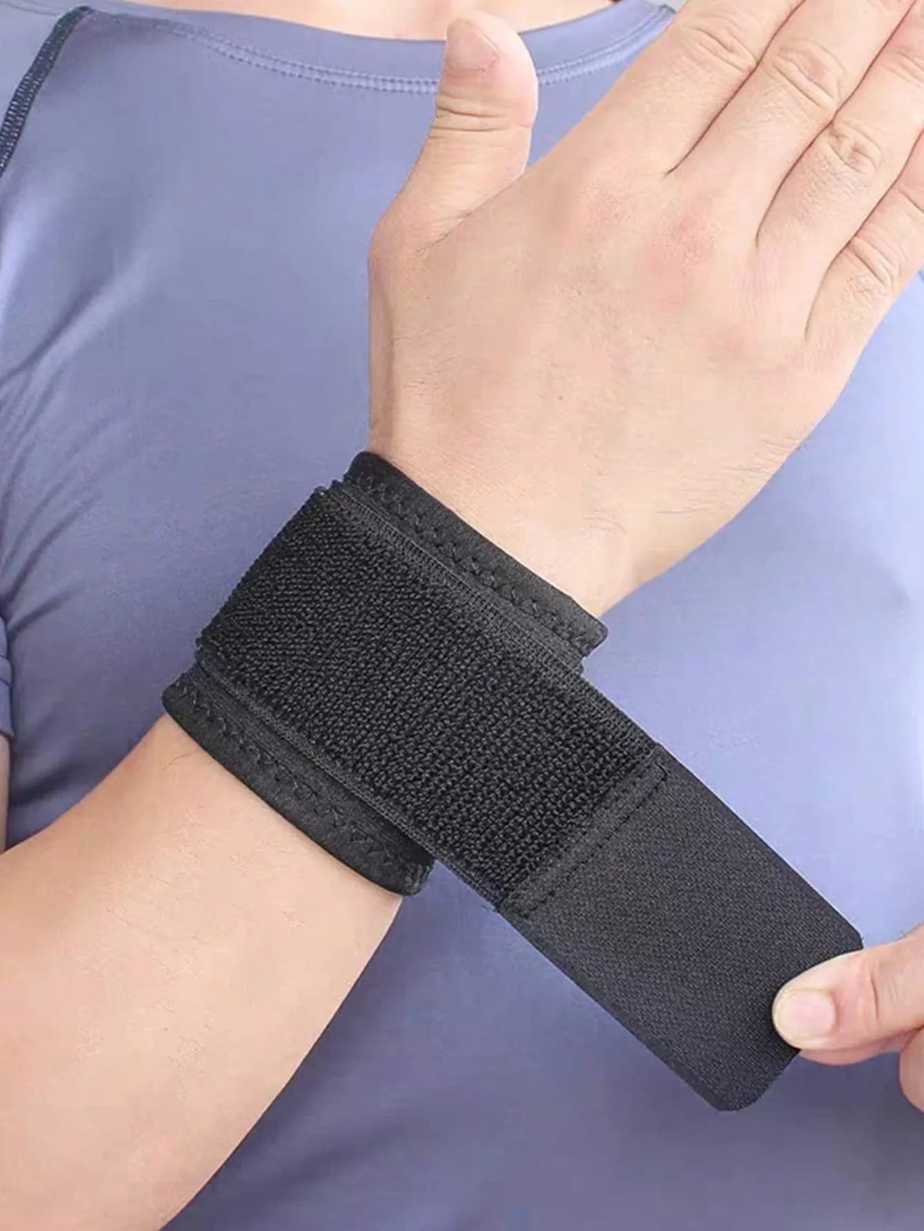 1pc Sport Wrist Support Brace Thin Wristband For Men & Women Badminton Tennis Gym Gym Accessories