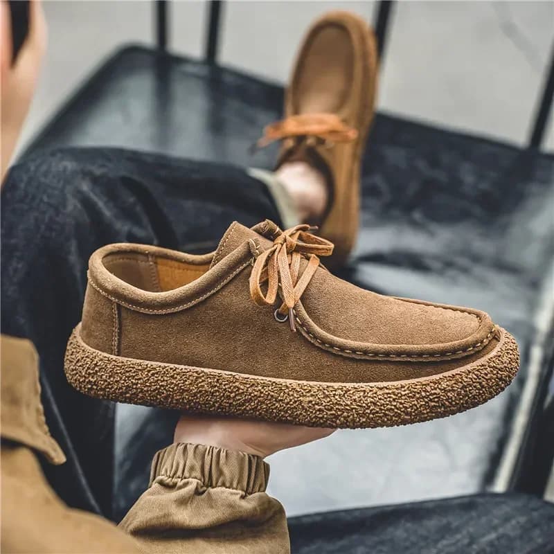 Scarpe casual da uomo autunnali Scarpe da lavoro in pelle scamosciata Scarpe da ginnastica basse stringate da uomo Scarpe da guida da passeggio traspiranti con suola morbida leggera