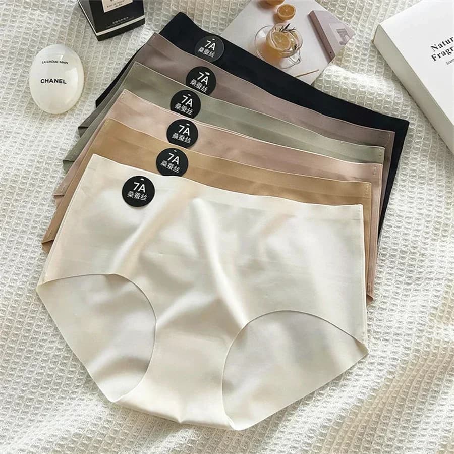 4Pcs/Set Invisible And Seamless Briefs For Women Mulberry Silk Panties Comfortable Soft Underpants High Elasticity And Not Tight
