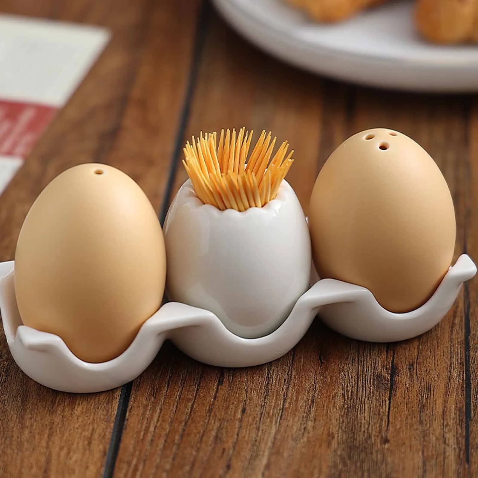 Bottiglia di pepe creativa a forma di uovo Set di bottiglie di spezie in ceramica con vassoio Scatola di stuzzicadenti Cucina Sale Zuccheriera Strumento di condimento domestico