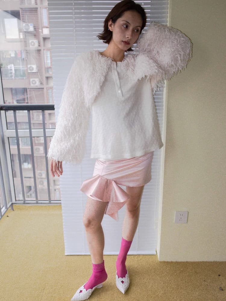 M4onn Thickened Woolen Short Jacket with Feathery Tassel Sleeve Women's Cleanfit Pure Color Winter Outerwear