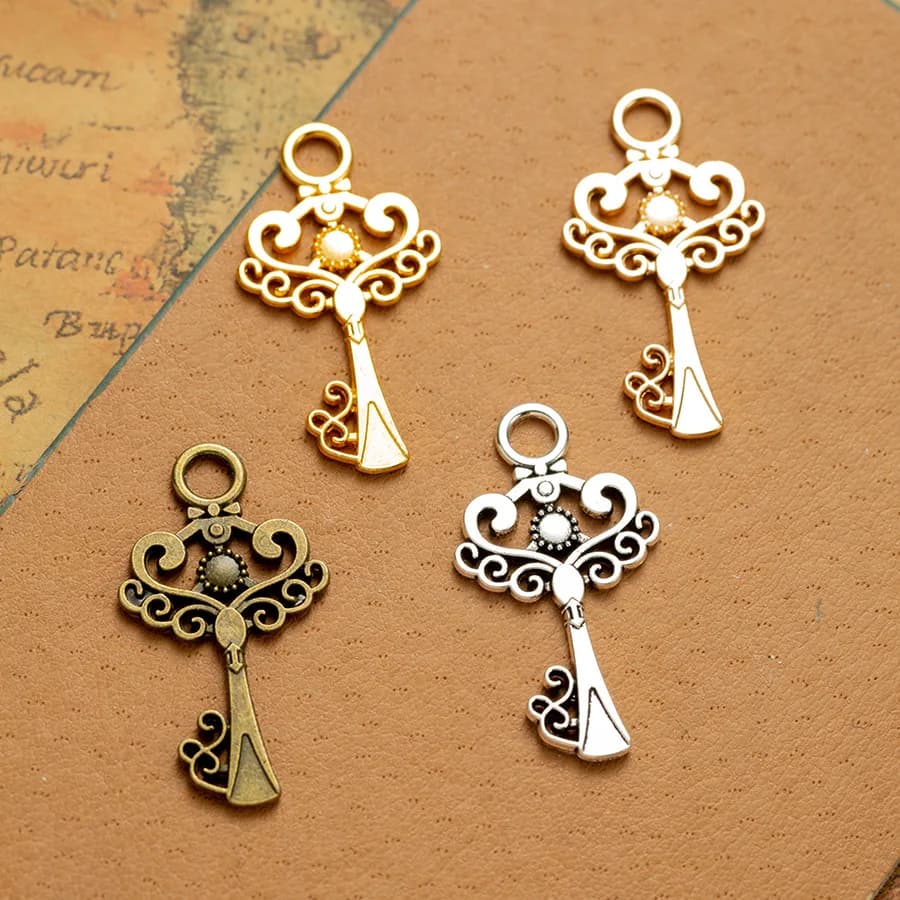 20 pezzi di ciondoli chiave con motivo a cuore pendenti in argento bronzo antico per bracciali fai da te collane orecchini creazione di gioielli accessori