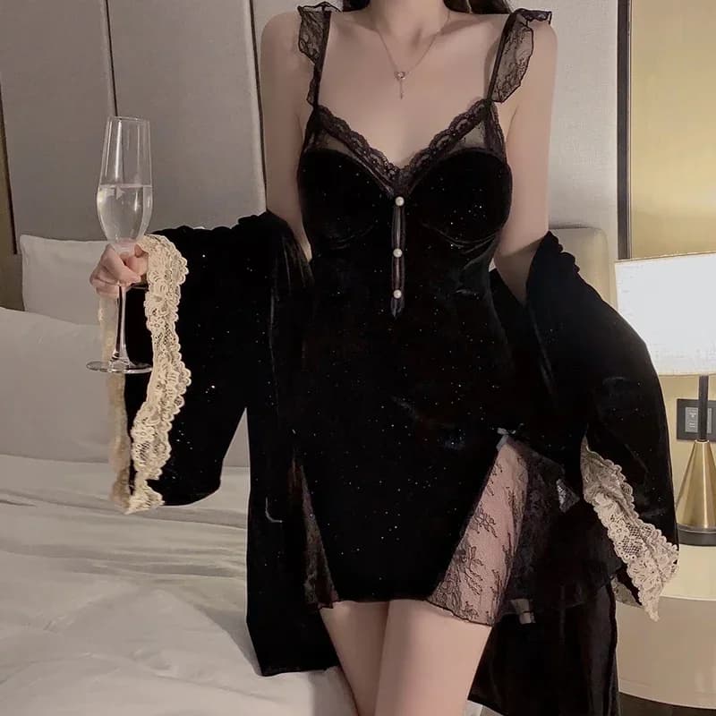 REBEYULI marca Sexy Backless camicia da notte nera Set femminile petto Pad pizzo cuciture camicia da notte in velluto scintillante per le donne vestito