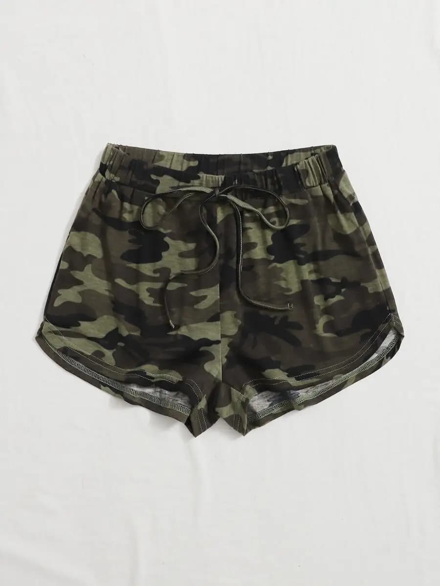 Pantaloncini casual con coulisse in vita e stampa mimetica
