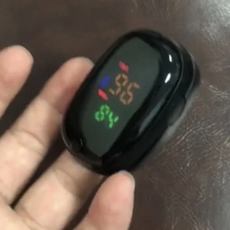 Toe Clips Pulsossimeter Screen TFT Monitor oxygen saturation in blood Impulso Gemma black Pulsossimeter Cardiofrequencymeter Portable