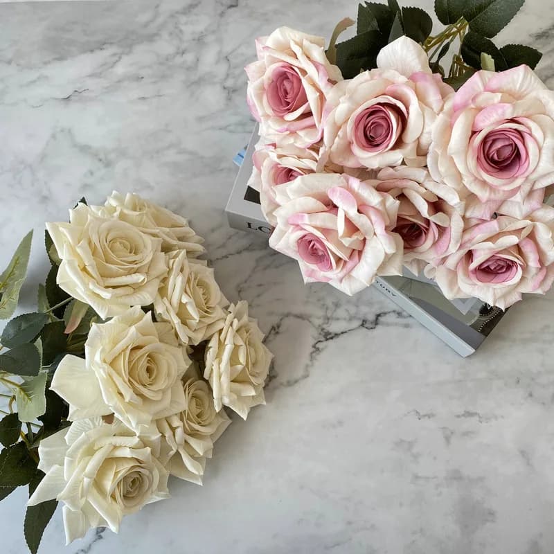 Offerta Speciale: Fiore Artificiale Rosa Serigrafata a 7 Steli da 41CM, Bouquet Decorativo per Matrimoni e Soggiorni, Fiore Artificiale