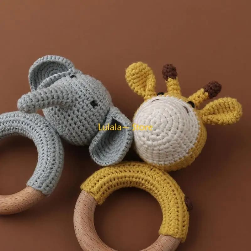 Y4QA Knitted Animals Infant Wooden Circle Teether BPA Wooden Teeth Nursing Pacifier Clip Wooden