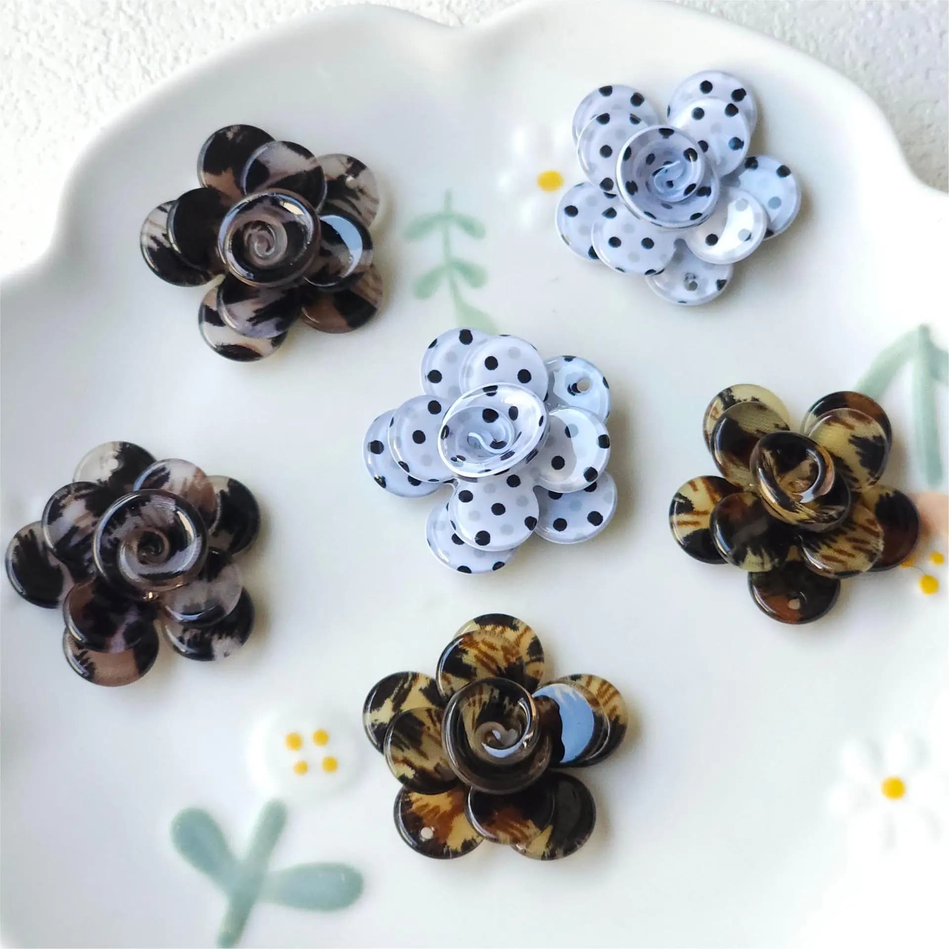Transparent Acrylic 3D Polka Dot Rose Flower Charm Smooth Burr Free DIY Jewelry Making Part for Earrings Rings Sandals Decor 1pc