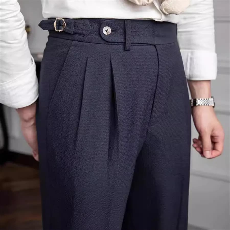 2026 nuovi uomini estivi pantaloni da abito in tinta unita cintura alla moda pantaloni a vita alta pantaloni lunghi dritti pieghettati da ufficio da uomo d'affari