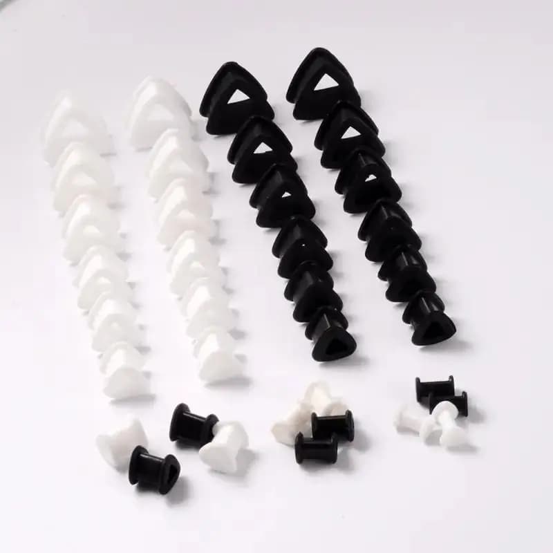 2pcs flessibile in silicone triangolo orecchio spine e tunnel orecchio piercing orecchino orecchio manometri expander corpo gioielli bianco nero