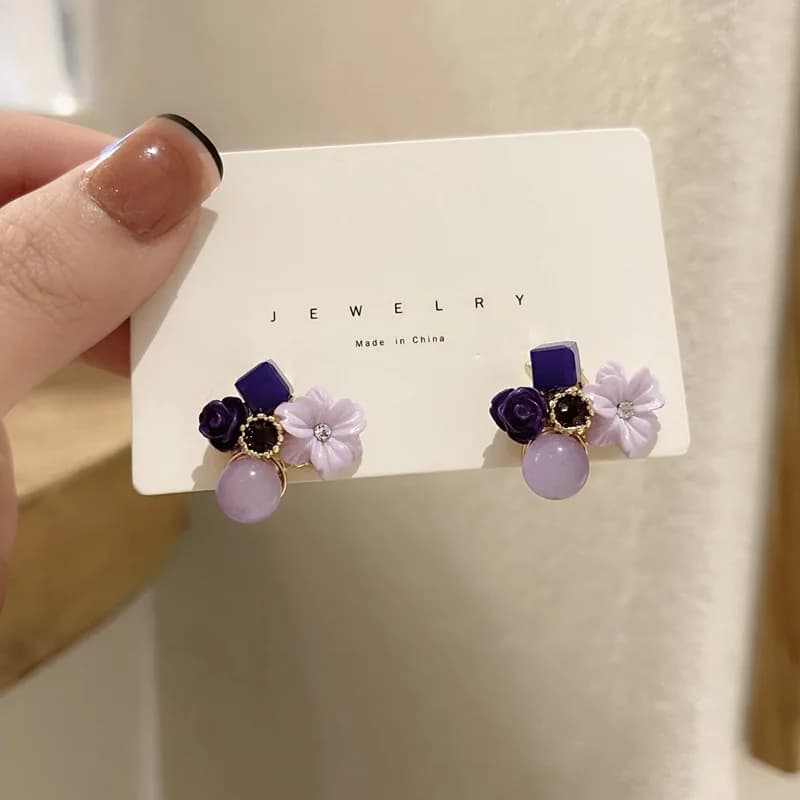 Orecchini a bottone con fiore viola Taro per le donne Mini orecchini a sfera rotonda in cristallo orecchini per ragazze carine gioielli per l'orecchio di moda brincos