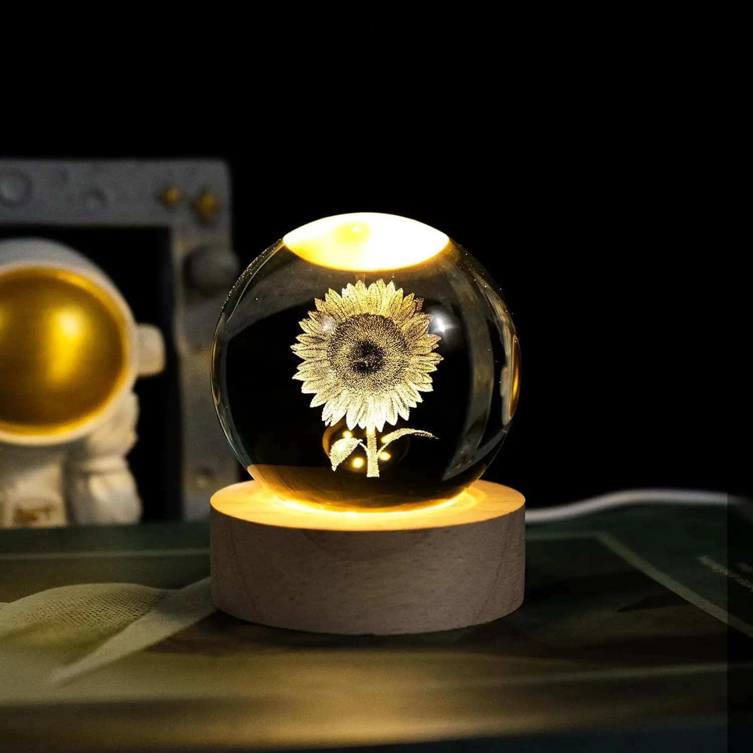 6 cm 3D Girasole Sfera di cristallo Girasole Decor Sfera di vetro Figurine di fiori di cristallo Regali da collezione per Mamma Donne Ragazze