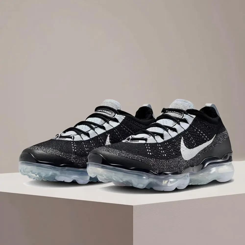 Scarpe da corsa Nike AIR VAPORMAX da uomo, antiscivolo, resistenti, eleganti, versatili e traspiranti DV1678-010