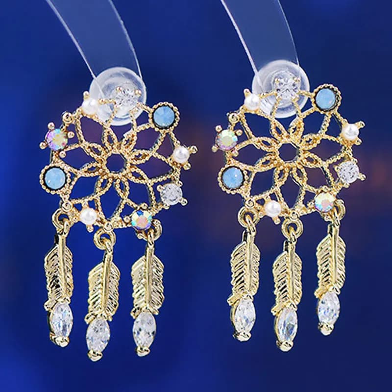 2022 Exquisite Trendy Dreamcatcher Hollow Earrings Nature Charm Classic Fine Pearl Flower Delicate Earrings Jewelry Pendant
