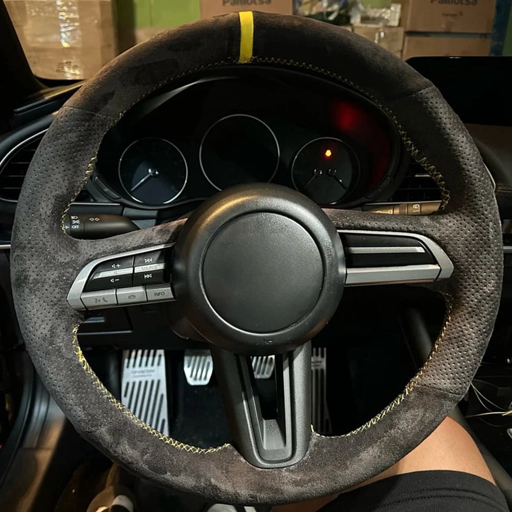 Coprivolante per auto Avvolgente Volante in vera pelle scamosciata antiscivolo Treccia per Mazda 3 Axela CX-30 MX-30 2019- 2022