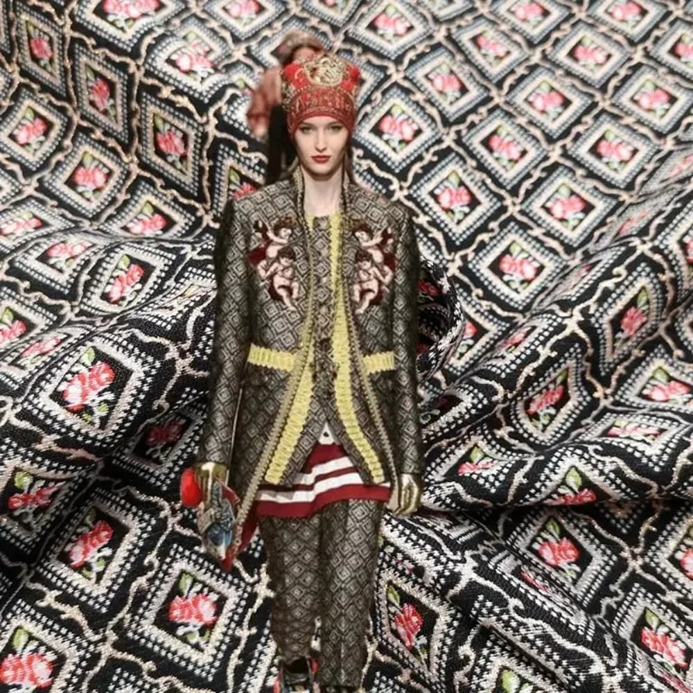 European Embossed Square Brocade Jacquard Fabric Fashion Trench Coat Suit Clothing Material for Sewing By The Yard