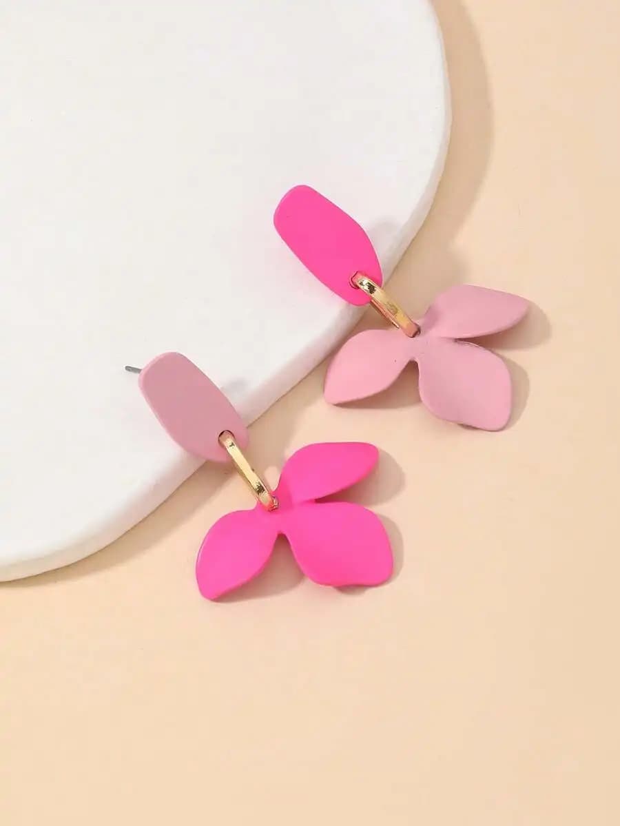 Elegant Petals Design Drop Earrings With Sophisticated Appearance