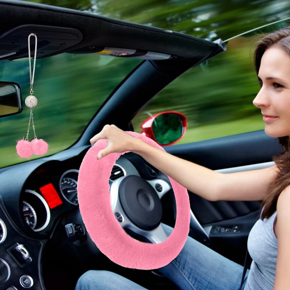 Set di accessori per auto in peluche da 6 pezzi Coprivolante in peluche Morbido Fuzz Copertura del cambio del freno a mano Ornamento dello specchio bling