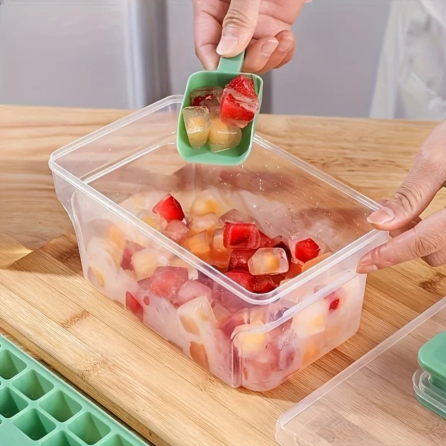 Interessante set di stampi per piccoli cubetti di ghiaccio fatti in casa, design a doppio strato, essenziale per gli appassionati di bevande fredde estive