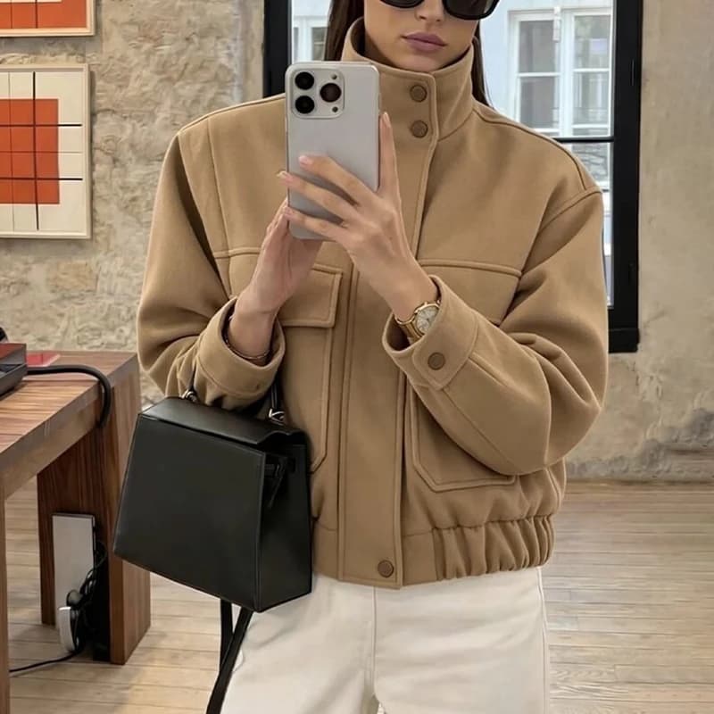 Women Stand Collar Wool Blend Cropped Jacket Oversized Pocket Design Button Loose Short Coat Casual Daily Street Outerwear